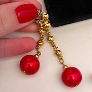 Vintage Gold Tone Red Beaded Winter Holiday Christmas Festive Dangle Earrings